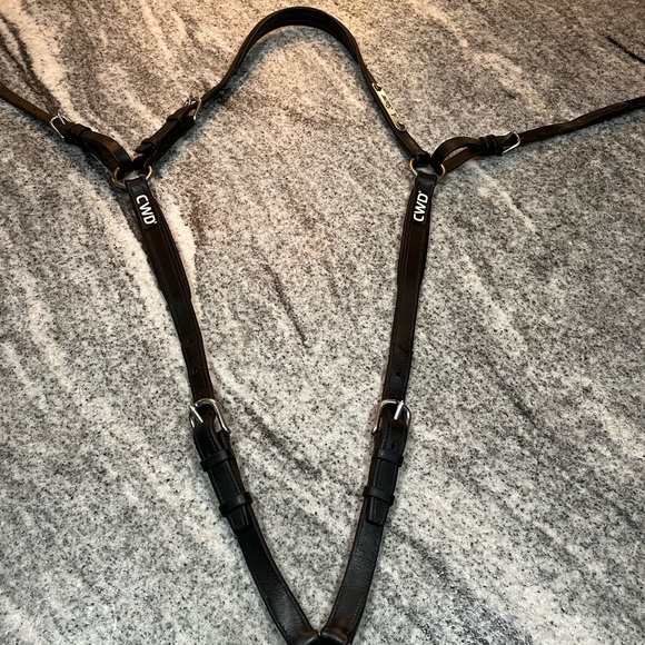 SOLD Excellent used condition black CWD bridge breastplate - Picture 2 of 16